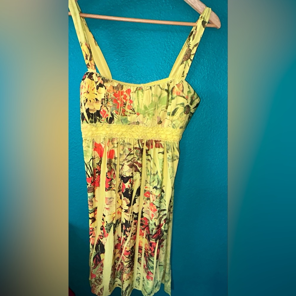 Taboo size XL flowing yellow dress with back tie